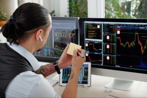 7 Ways Online Trading Software Enhances Trading Efficiency
